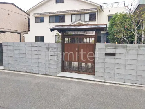 玄関門扉 三協アルミ 志貴野 基本タイプ たて板戸 両開き 門塀コンクリートブロック