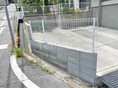 ブロック塀 （化粧ブロック） 太陽エコブロックス 普通CB  スチールメッシュ フェンス YKKAP イーネット3F型 スチール柱 境界・メッシュ