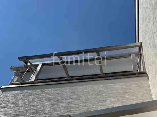 ２階ベランダ屋根  YKKAP ソラリアR アール屋根 スタンダード 壁付