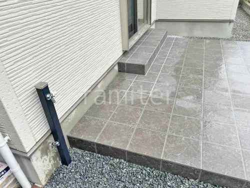 タイルデッキ 壁2面  LIXIL グレイスランド ベーシック