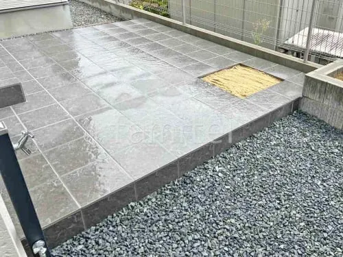 タイルデッキ 壁2面  LIXIL グレイスランド ベーシック