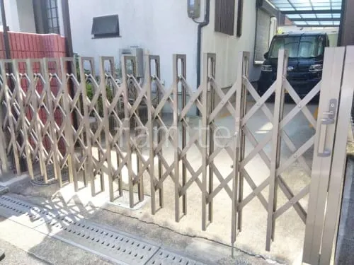 片開き 伸縮門扉 四国化成 リフティングアコーHG ノンキャスター 