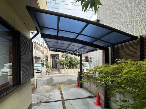 本体色 ブラウン 屋根色 アースブルー(マット調)