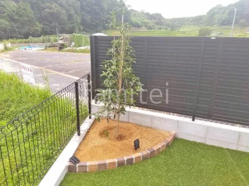 シンボルツリー キンモクセイ レンガ花壇 ユニソン ソイルレンガ