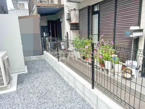 ブロック塀 （化粧ブロック） 太陽エコブロックス 普通CB  スチールメッシュ フェンス YKKAP イーネット3F型 スチール柱 境界・メッシュ