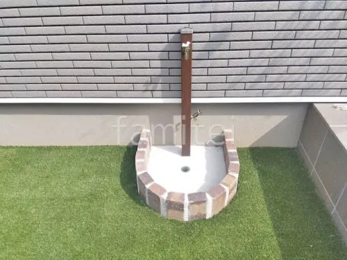 立水栓  ユニソン スプレスタンド60 蛇口2個付 洗い場モルタル仕上 