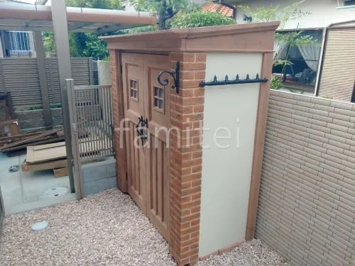 ディーズガーデン おしゃれ木製調FRP物置 ディーズガーデン カンナD70 工事付 おしゃれ物置