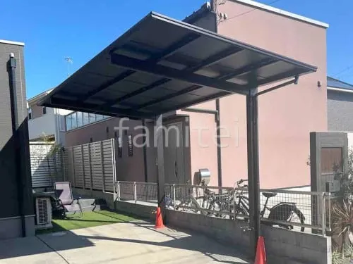 本体色 カームブラック 屋根色 ブラックマット