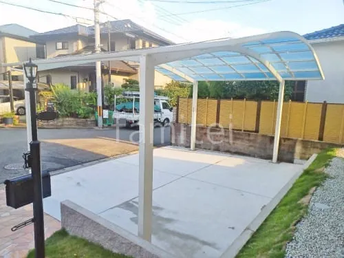 本体色 ホワイト 屋根色 クリアマット