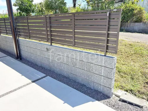 ブロック塀 （化粧ブロック） ユニソン リブスプリットn  アルミ形材 フェンス LIXIL AB YS3型 横スリット3 目隠し