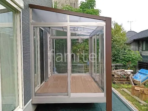 引き戸 樹脂デッキ サンルーム（テラス囲い） YKKAP 木製調 ソラリアF フラット屋根