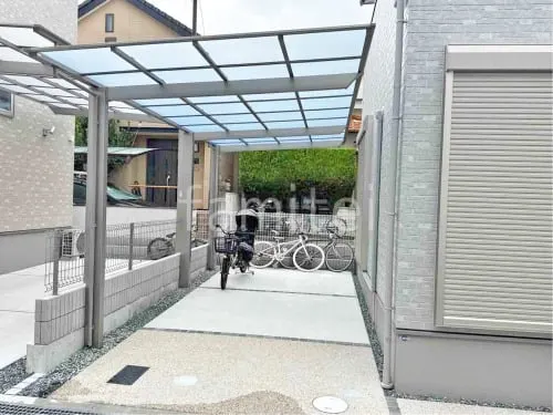 カーポート１台＋延長 （1.5台縦連棟） LIXIL ネスカＦ フラット屋根