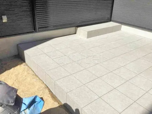 タイルデッキ 壁2面  LIXIL グレイスランド ベーシック