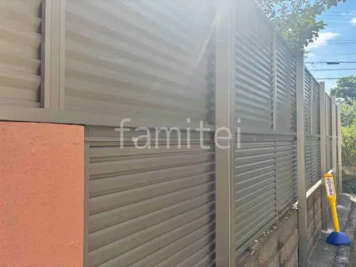 本体色 アーバングレー