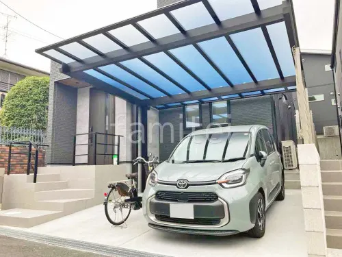 本体色 カームブラック 屋根色 クリアマット