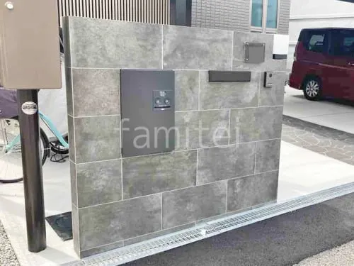 モダン門柱 壁タイル貼り タカショー セラレバンテ 郵便受けポスト YKKAP エクステリアポストG3型 宅配ボックス Panasonic コンボミドル