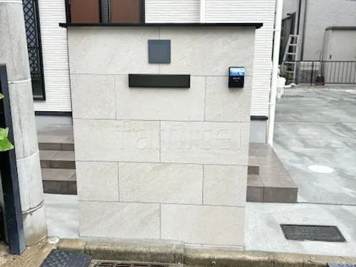 門柱 壁タイル貼り LIXIL ピエトラクォーツ 郵便受けポスト YKKAP エクステリアポストG3型