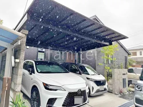 本体色 カームブラック 屋根色 ブラックマット