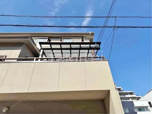 ２階ベランダ屋根  YKKAP ソラリアF 積雪50cm対応 フラット屋根 スタンダード 壁付