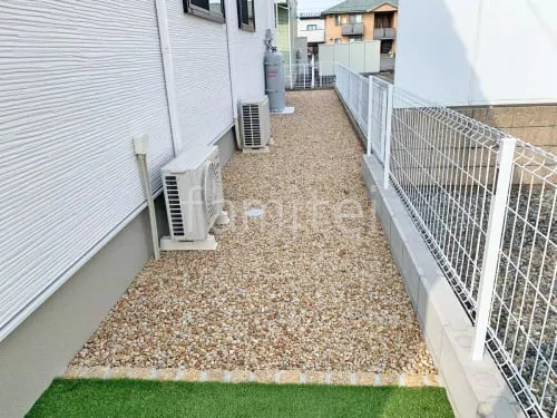 犬走り ジャミ敷き 防草シート加工