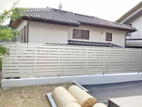 アルミ形材 フェンス YKKAP シンプレオYS3型 横スリット 目隠し