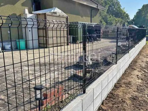 ブロック塀 （化粧ブロック） 太陽エコブロックス 普通CB  スチールメッシュ フェンス YKKAP イーネット3F型 スチール柱 境界・メッシュ