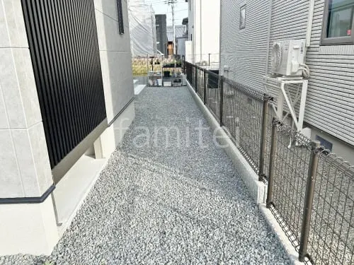 犬走り 防犯砂利敷き バラス砕石 防草シート加工