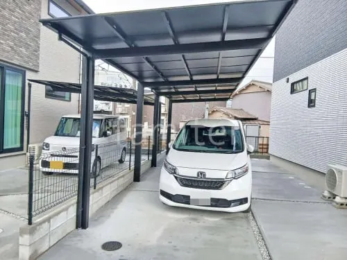 カーポート２台(縦) 連棟 LIXIL ネスカＦ フラット屋根