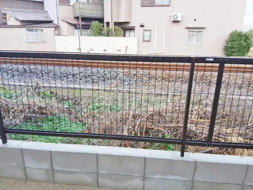ブロック塀 （化粧ブロック） 太陽エコブロックス 普通CB  アルミ形材 フェンス LIXIL アルメッシュ1型 境界・メッシュ