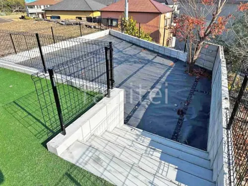 防草シート敷き