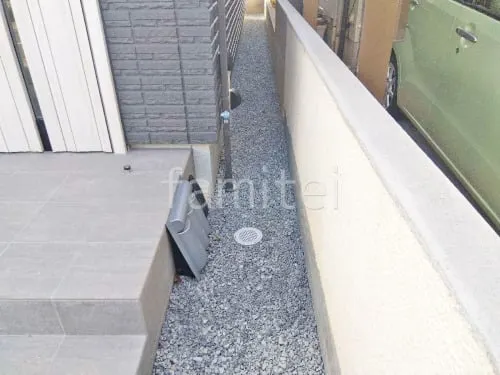 犬走り 防犯砂利敷き バラス砕石 防草シート加工