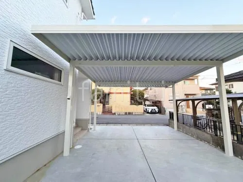 本体色 ホワイト