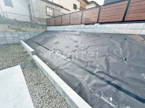 防草シート敷き