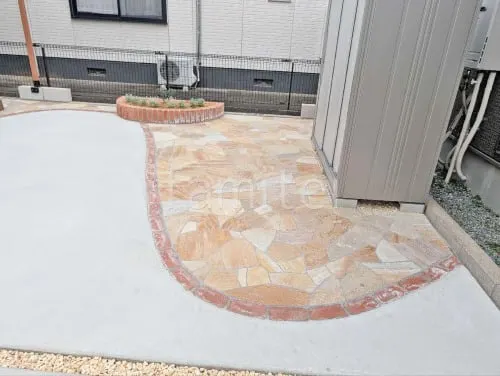 乱形石張り （床石貼り）  乱形石張りのみ カナリアイエロー 石・ストーン調