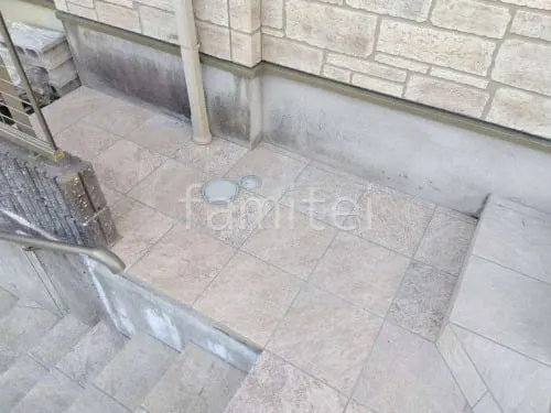 玄関アプローチ階段 床タイル貼り 施主支給