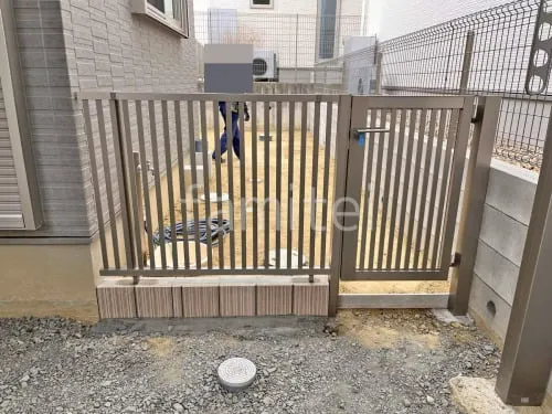 アルミ形材 フェンス LIXIL AB TR3型 縦格子3  片開き 門扉 LIXIL AB TR3型 太たて桟  ブロック塀 （化粧ブロック） ユニソン シャモティ 