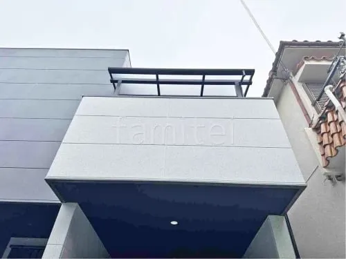 ２階ベランダ屋根  YKKAP ソラリアF フラット屋根 スタンダード 壁付