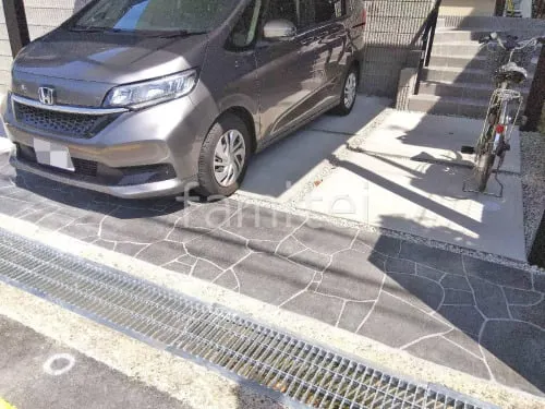 乱形石張り （床石貼り）  乱形石張りのみ ブラック 石・ストーン調