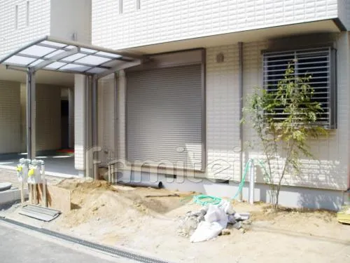 門真市　シンプル門柱 自転車屋根　