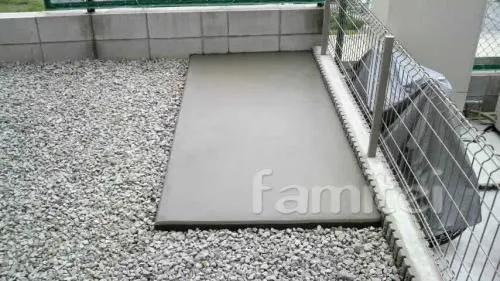 立水栓　移設　物置土台コンクリ