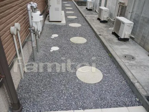 大津市　リフォーム外構　タイル　防犯砂利