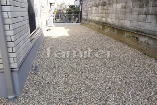 香芝市　オープン外構　塗り壁ガラスブロック門柱　カーポート縦２台　