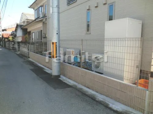 葛城市 新築オープン外構 モザイクタイル門柱 目隠しフェンス デザインアルミ角材