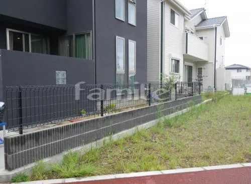 和歌山市 新築オープン外構 洋風塀 鋳物フェンス ラフィーネT-6 タイルデッキ