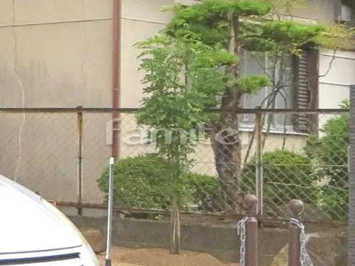 奈良市 外構工事 玄関まわり アプローチ 門柱 照明 表札 ポスト 花壇  植栽 ガレージまわり 駐車場屋根 土間コンクリート 目隠しフェンス塀 勝手口門扉 自転車バイク屋根 洗濯干し屋根