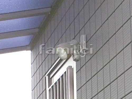 高島市 リフォーム庭園工事 タイルデッキ 洗濯干し屋根 LIXILリクシル サンクテラス屋根2 TOEXトエックス 1階用 R型アール屋根 防犯ライト照明 TAKASHOタカショー セキュリティーガーデンライト1灯型