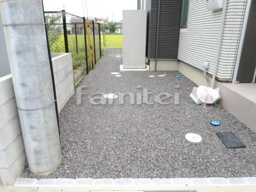 蒲生郡安土町 外構工事 玄関まわり 門柱 ポスト 照明 ポーチ ガレージまわり 駐車場屋根 土間コンクリート お庭まわり ウッドデッキ 芝生 砂利敷き 洗い場 花壇 フェンス 植栽