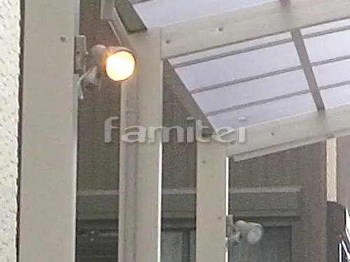 栗東市 外構工事 機能門柱 玄関アプローチ 床タイル貼り ガレージまわり 駐車場屋根 照明 土間コンクリート シンボルツリー ソヨゴ 常緑樹 植栽 芝生張り 姫高麗芝 室外機置場 インターロッキング敷き