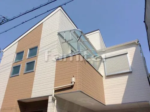 尼崎市 エクステリア工事 ベランダ屋根 YKKAP ヴェクターテラス屋根(ベクター) 2階用 R型アール屋根 物干し