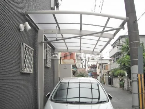 寝屋川市 外構工事 新築シンプルモダン オープン外構 玄関まわり 門柱 照明 ポスト 手すり 目隠し塀 立水栓 カーポート 土間コンクリート